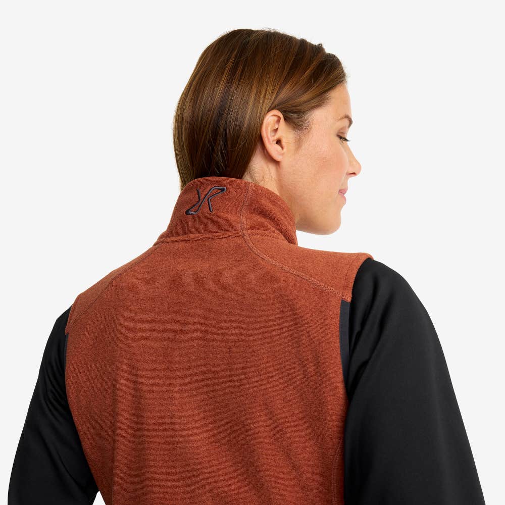 Essential Fleece Vest