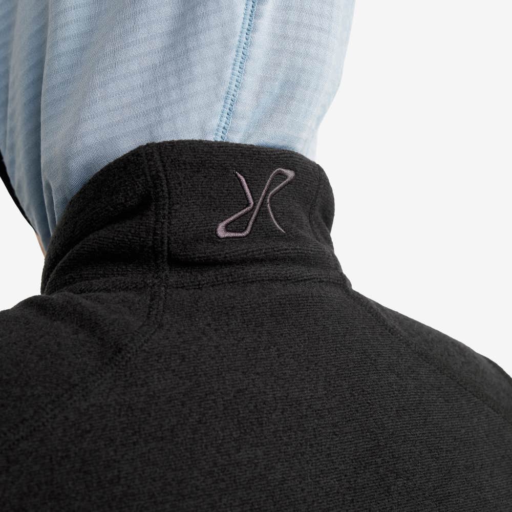 Essential Fleece Vest