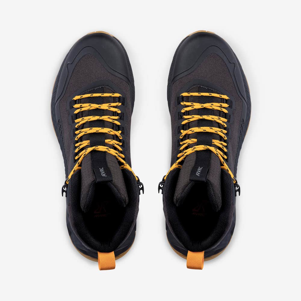 Phantom Trail Mid Waterproof Hiking Boots