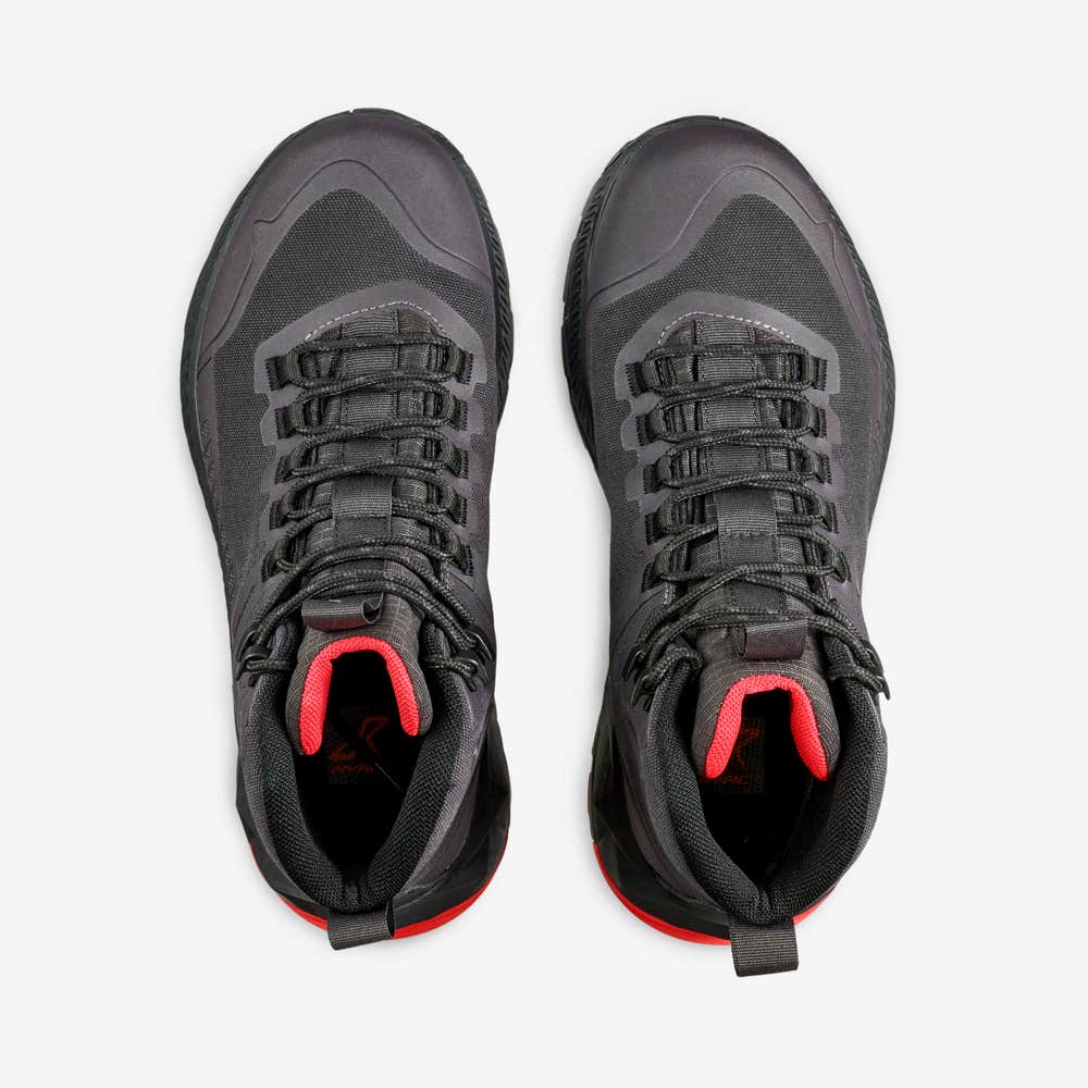 Phantom Trail Mid Waterproof Hiking Boots