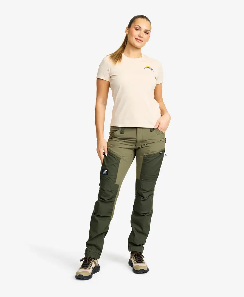 Easy Mountain Slim Fit T-shirt Women